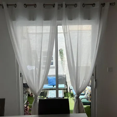 Lovely 4-bed In Chapas Holiday home *