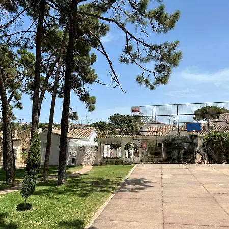 Lovely 4-bed In Chapas Holiday home