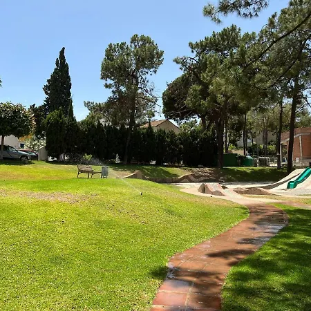 Lovely 4-bed In Chapas *